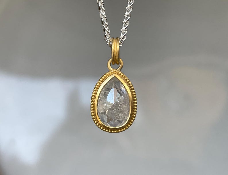 Diamond Pendant Made of 900 Gold, Shining Unique Pendant Made of 22