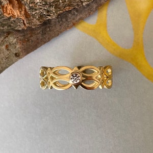 750 yellow gold band ring Celtic love knot with brilliant 18 carat image 4