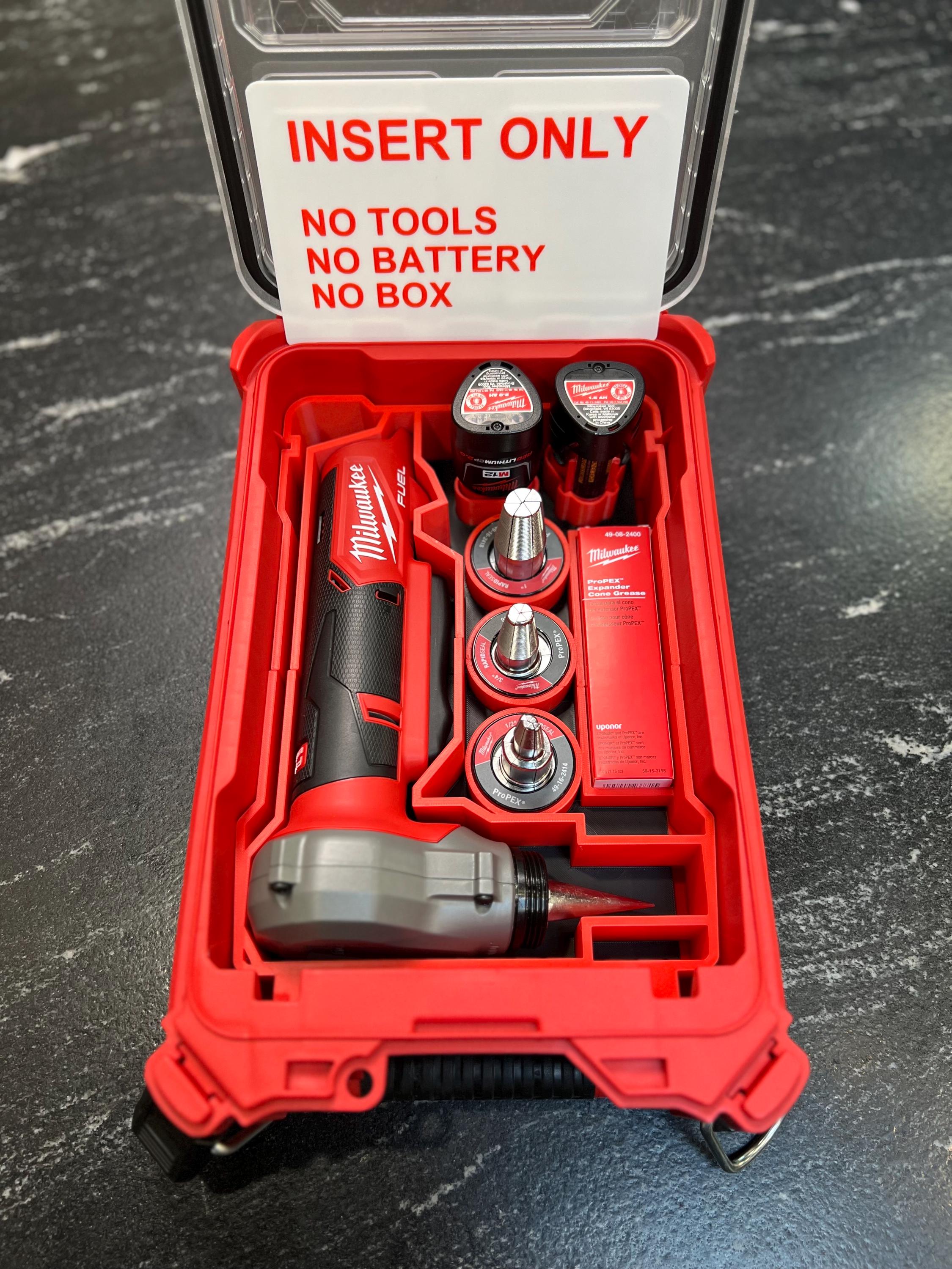 Trapano Rosso Della Batteria Fotografia Stock - Immagine Di Mano - Foto 11