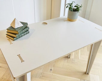 The Table (available in 3 colours)