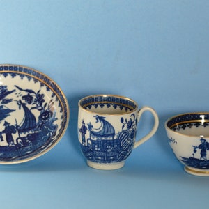 Caughley Porcelain Blue & White and Gilt Trio - Circa 1790