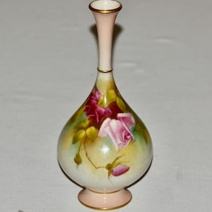 1913 Royal Worcester Hadley Porcelain Vase - Painted with Pink and Red Roses