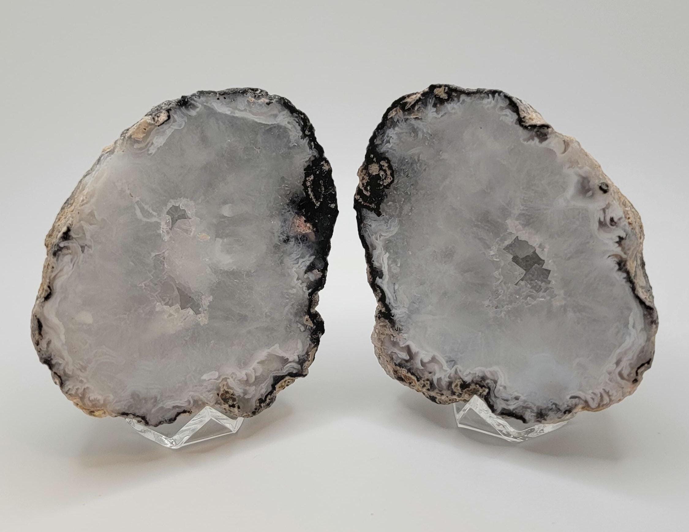 Mostly Solid Trancas Geode - 3inx2.5in