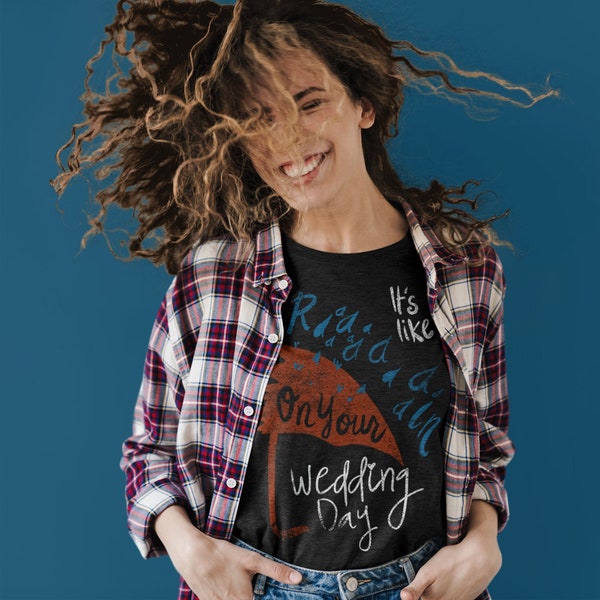 Alanis Morissette Tee Song Lyrics Rain on Wedding Day T-Shirt Isn't it Ironic Song Graphic Top with Alt Rock 90's Grunge Music Shirt, Cotton