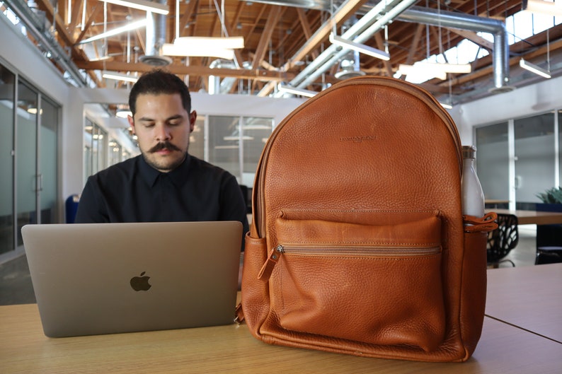 Grain Camel Leather Backpack / Laptop backpack / Backpack for men / Backpack for women / Leather laptop bag / Laptop bag / Leather bag image 7