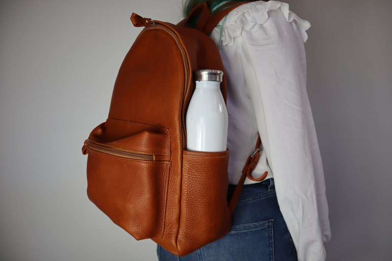 Grain Camel Leather Backpack / Laptop backpack / Backpack for men / Backpack for women / Leather laptop bag / Laptop bag / Leather bag image 4