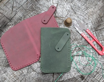 DIY Leather Keychain Kit with Tools – Make Your Own Cardholder | Complete Hand-Sew Leather Craft Kit w/ Thread, Needles, Scissors & Rivet