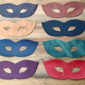 Simple Leather Carnival Mask – Crazy Horse Leather Party Mask with Elastic for Masquerade, Halloween, and Costume Events