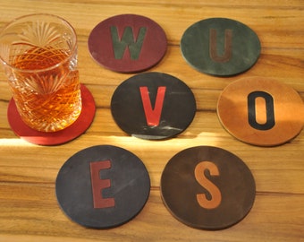 Juego de posavasos de cuero personalizados – Posavasos con monograma – Posavasos con letras personalizadas – Regalo de boda o inauguración de la casa