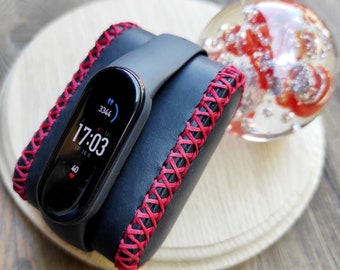 Personalisiertes Lederkissen - Handgenähtes Geschenk für Männer, Armband- & Uhrendarstellung, individuelle Gravur