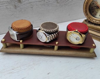Uhrenständer aus Leder mit individueller Gravur | Handgemachtes Geschenk für Ihn | Armband & Uhr Organizer