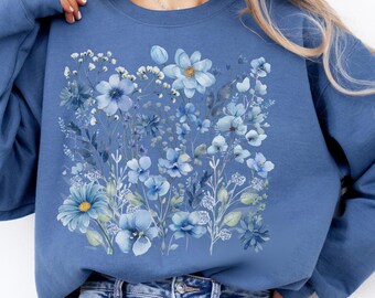 Watercolor Boho Wildflowers Sweatshirt, Cottagecore Sweatshirt, Fairy Core Flowering Blooms, Vintage Botanical Shirt, Gardening Sweatshirt