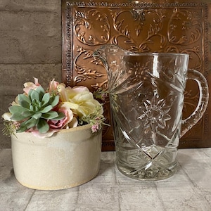 Star of David*Vintage*Clear Press Cut Glass Drink Pitcher by Anchor Hocking? *Please read the full description