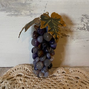 Natural Stone Grape Cluster with Metal Leaves*Vintage*Small*Shades of Purple *4.5 Inch *Please read the full description