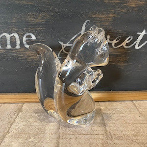 Vintage Clear Glass Squirrel Figurine or Paper Weight ****5&quot; Tall*Read the full description