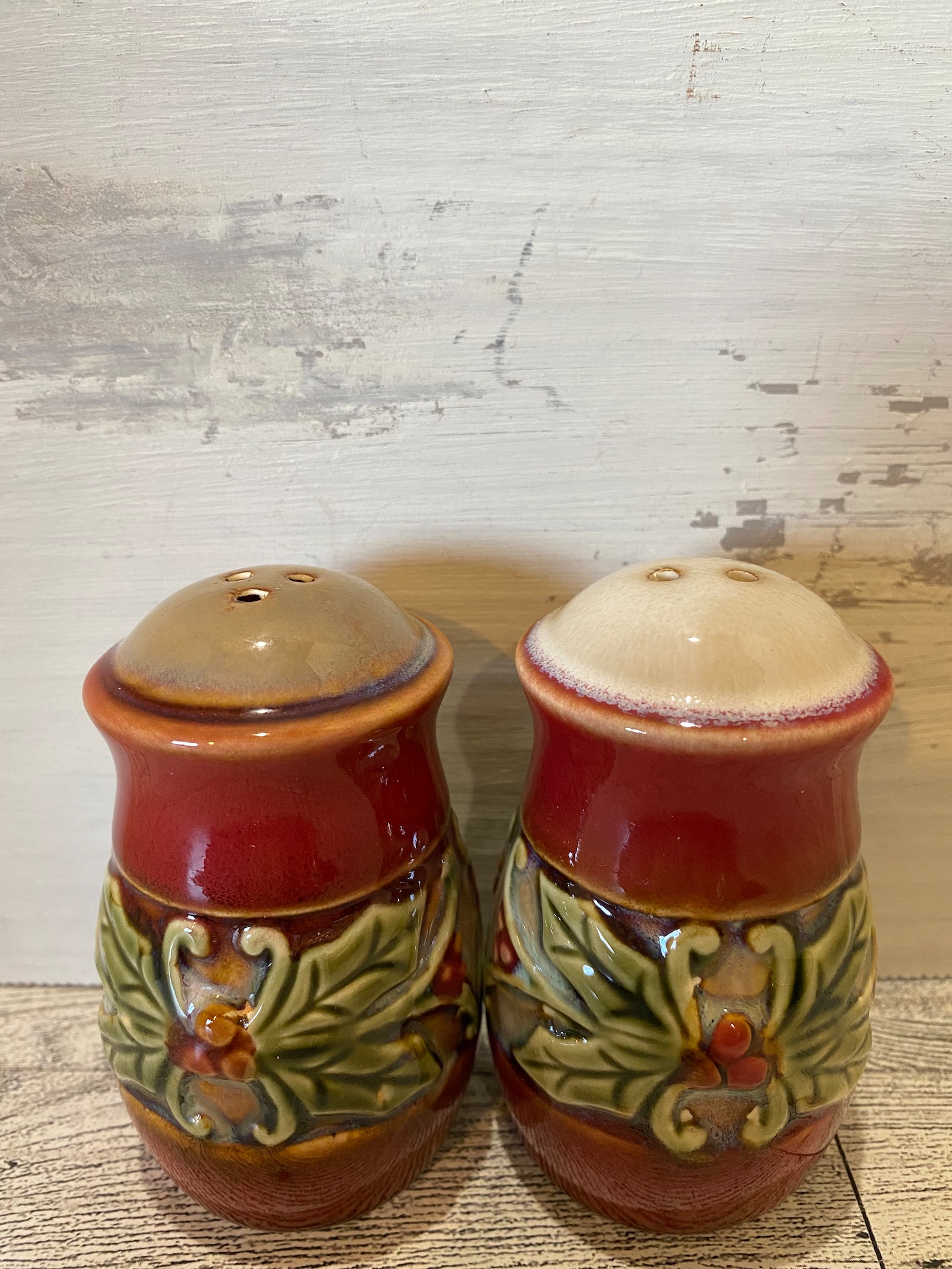 Vintage Christmas Salt And Pepper Shakers