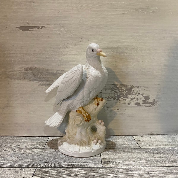 Vintage Hand Painted Lefton China White Dove on a Stump KW5448*Please Read the Full Description.