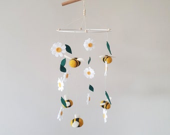 WOOL BABY MOBILE - Daisy Baby Mobile - Kids Room Hanging - Bees Baby Mobile - Baby Cot Mobile - Natural Room Décor - Summer decoration
