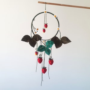 Handmade Wool Flower Mobile - Strawberry Theme - Kids Room Decor - Baby Cot Hanging - Natural Nursery Decoration