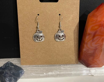Sieraden Oorbellen Oorknopjes Fall Earrings 9mm Petite Pumpkin Studs Thanksgiving Earrings Dainty Pumpkin Earrings 