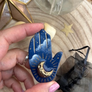 Celestial Moon Hand Magnet: Starry Sky Fridge Decor