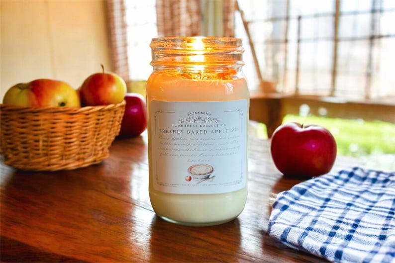 BelleAndHappy Candle - Thumbnail 2