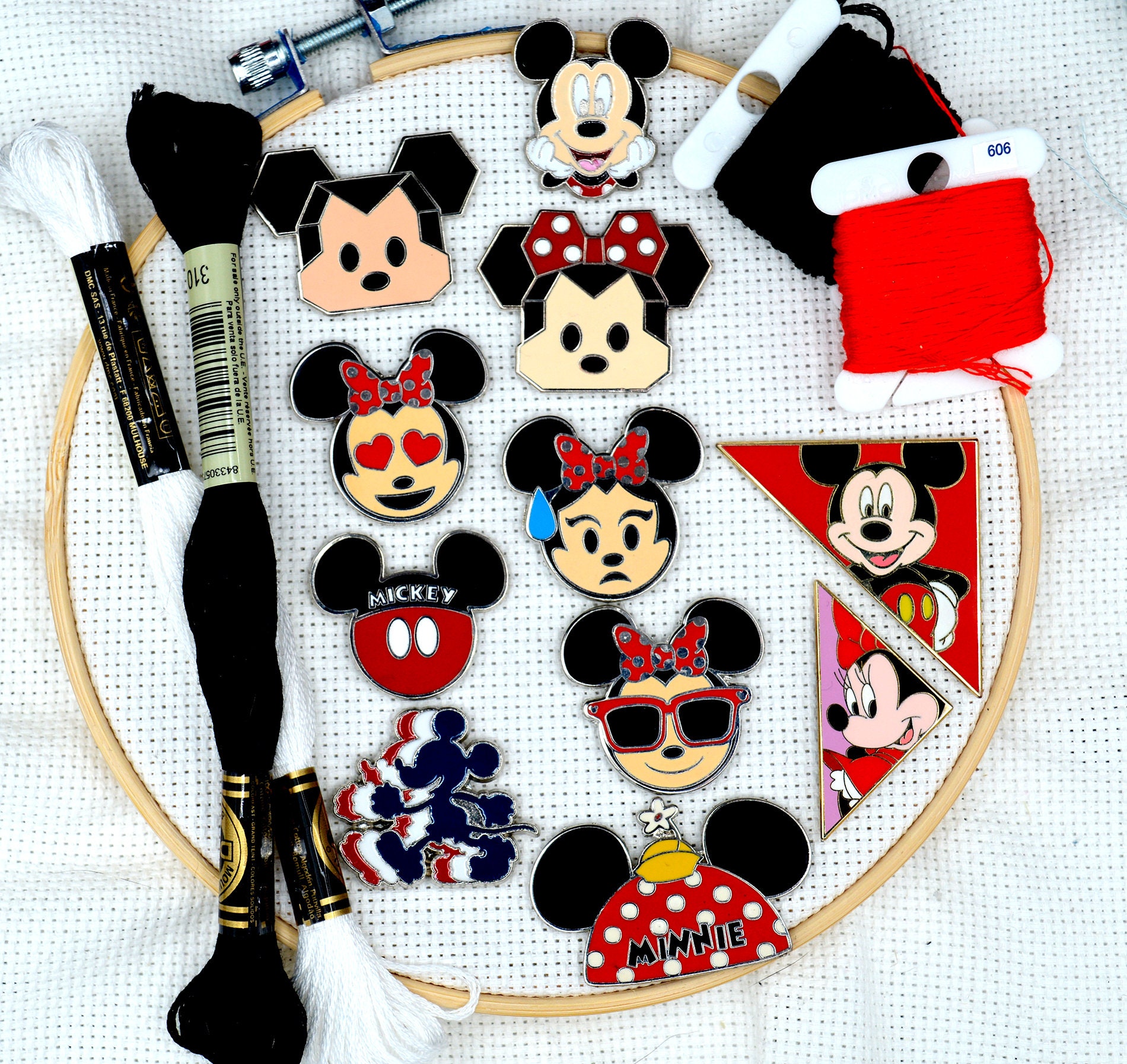 NEW DESIGN Disney Mickey Needle Minder