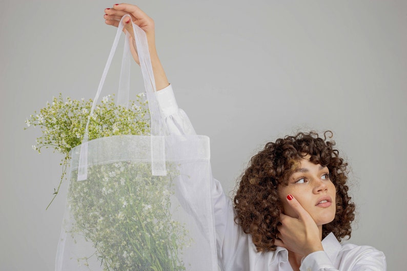 Bolsa de verano de malla, bolsa de supermercado plegable, bolsa transparente de nailon, bolsa minimalista hecha a mano, bolsa de compras ligera, bolsa de fruta neta, bolso de hombro de mano imagen 2