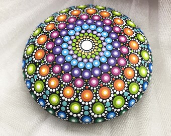 Hand Painted Dot Art Mandala Stone, Dotted Mandala Rocks, Dotting Painting