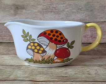 Vintage 1976 Sears Roebuck Merry Mushroom Gravy Boat Retro Kitchen Decor