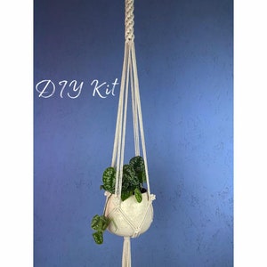 Makramee Kit/ Makramee DIY Pflanzenhänger Kit/ Hängende Pflanzer Kit/ Schritt für Schritt Anleitung/ Makramee Kit/Geburtstagsgeschenk/ Nachhaltig/Geburtstag