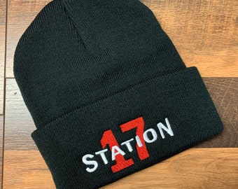 Berretto ricamato dei vigili del fuoco, berretto da sci in maglia personalizzato, cappello con numero di stazione personalizzato