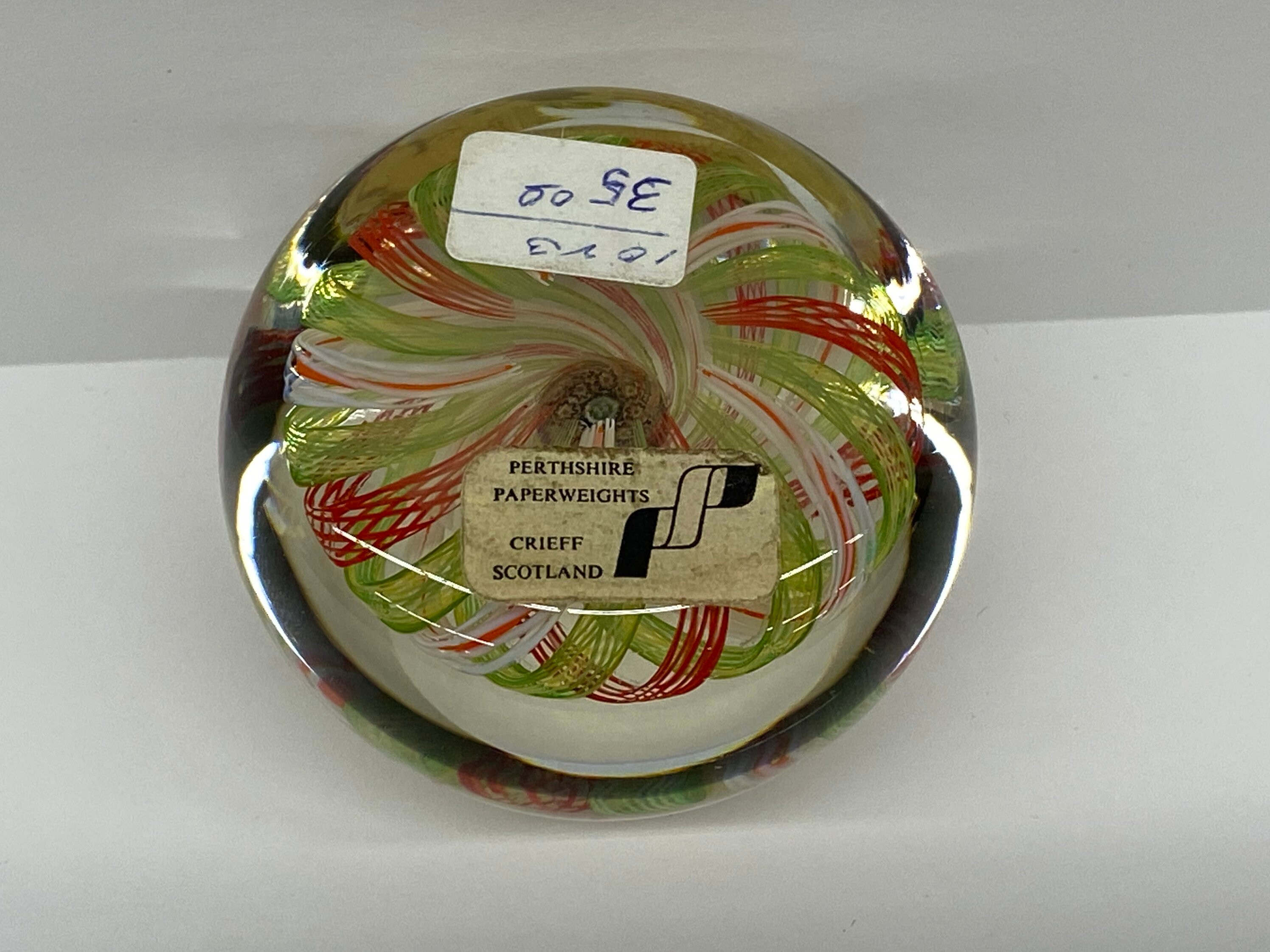 ヴィンテージ パースシャー アート ガラス ペーパーウェイト 渦巻き