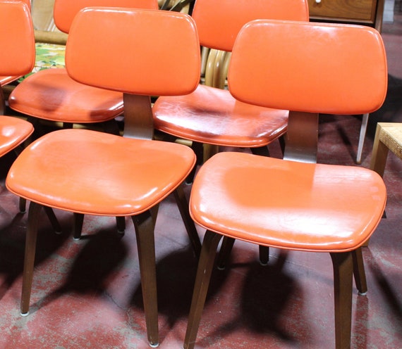 Molded chairs modern deals