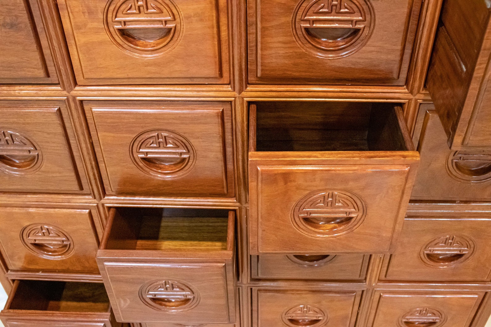 Beautifully Made Mahogany Apothecary 20 Drawer Chest Signed Etsy