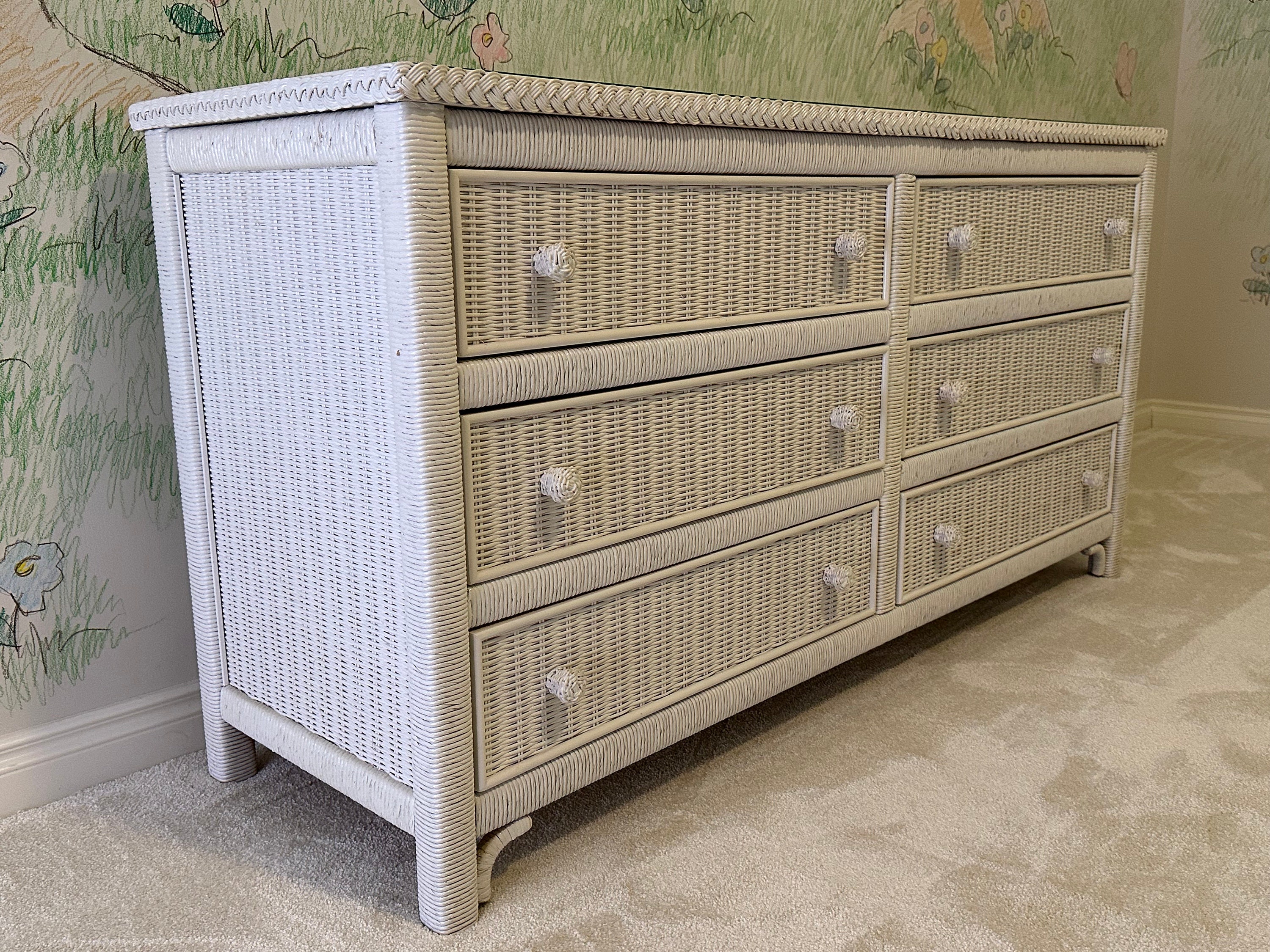 【希少】Henry Link ヴィンテージ6ドロワー チェスト 高級無垢材 収納 1986 Henry Link Vintage White Wicker Six (6) Drawer Double Dresser