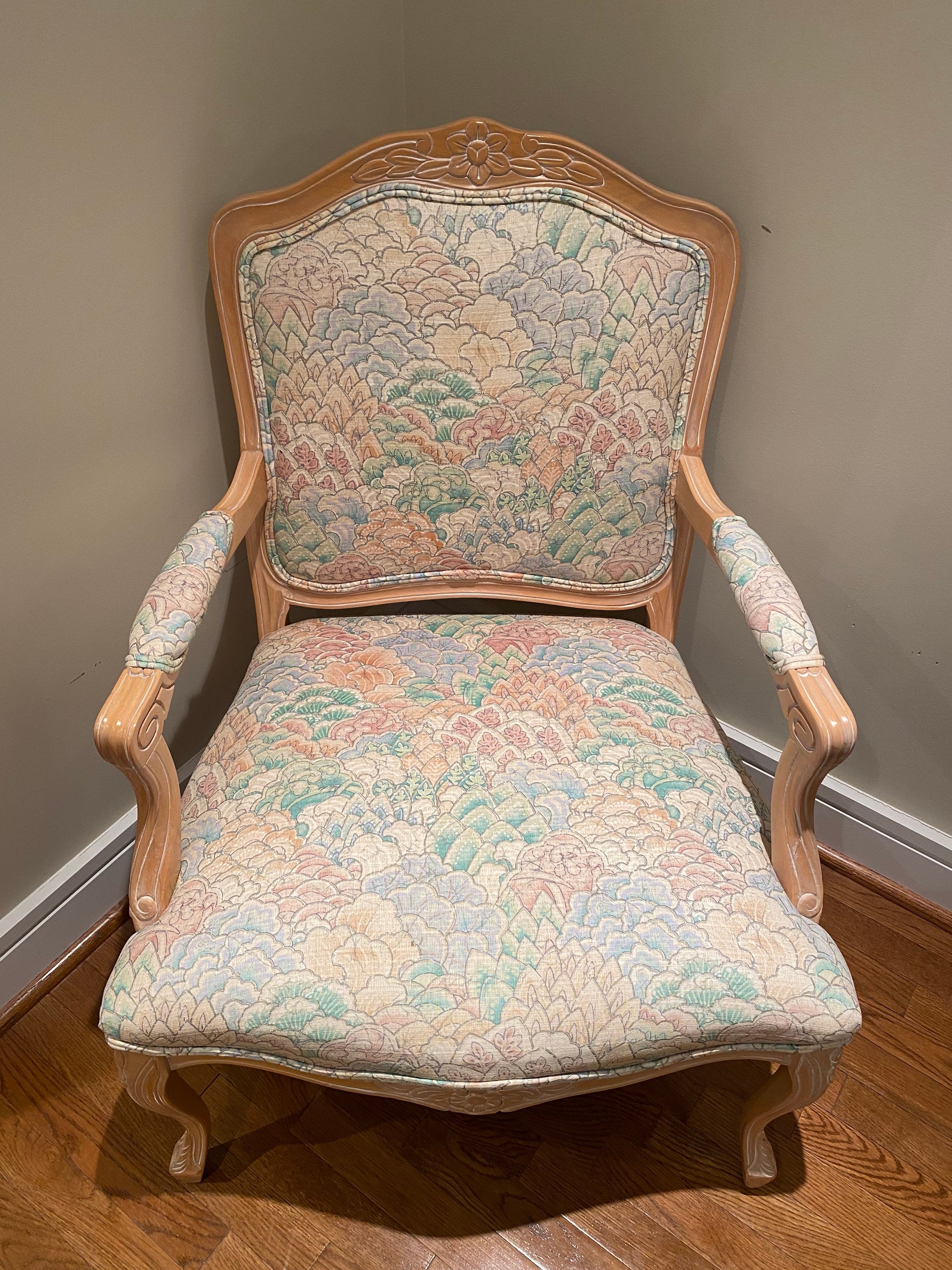 Vintage Harris Marcus French Country Louis XV Style Fauteuil Open