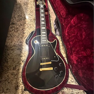 Gibson Guitar