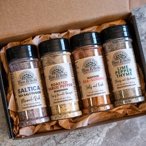 Seafood Spice Gift Set: Roasted Garlic Pepper, Lime Pepper Thyme, Saltica