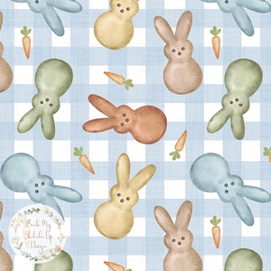 Peut inclure: Un motif sans couture représentant des lapins et des guimauves de couleur pastel sur un fond vichy bleu et blanc. Le motif comprend des carottes et le texte "Back My Stitch Up Design".