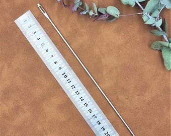 25cm lange Nadel | Große Augennadel | gehäkelt, Amigurumi, Strick, Metallnadel | Makramee Regenbogen Nähnadel