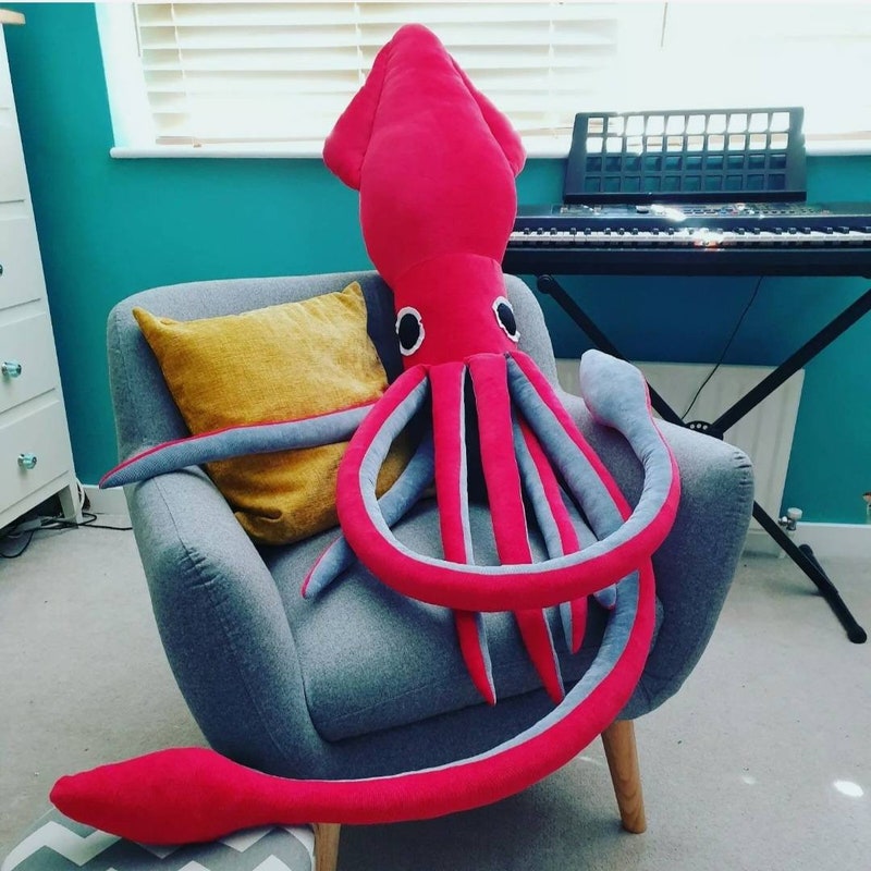 LARGE SQUARE CUSHION SQUID SQUAD main image 1