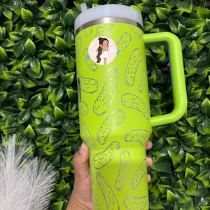 40oz Engraved Pickles Tumbler / Pickle Tumbler / Pickle Love / Engraved Tumbler /Tumbler Engraving/ Cute Tumbler / Custom Tumbler / 40oz