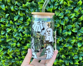 Lata de cristal fantasma de dedo medio: Vaso Libbey de Halloween con tapa de bambú