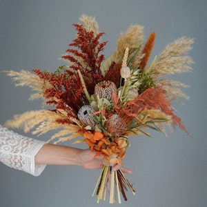Burnt Orange Bouquet Boho Wedding Bouquet for Bride Dried Flower Bouquet Fall Themed Wedding Flowers Rust Bridesmaid Bouquets Fall Wedding