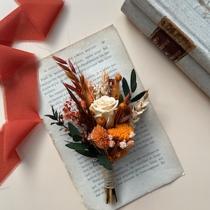 Groom&#39;s Boutonniere Rust Wedding Buttonhole with Rose Corsage for Groom Best Man Accessories for Groom Terracotta Wedding Buttonhole Groom