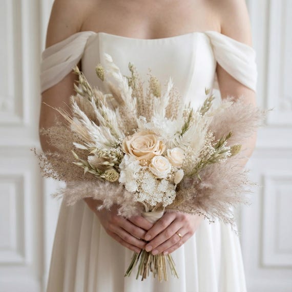 Ivory Bridal Bouquet, Elegant Wedding Flowers - Etsy Canada