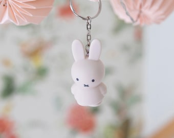 Miffy Atelier Pierre Schlüsselanhänger 6 Farben original lizenziertes Produkt / Schlüsselanhänger / Charms / Tasche Rucksack Schlüsselanhänger Anime japanisches Kaninchen Kaninchen