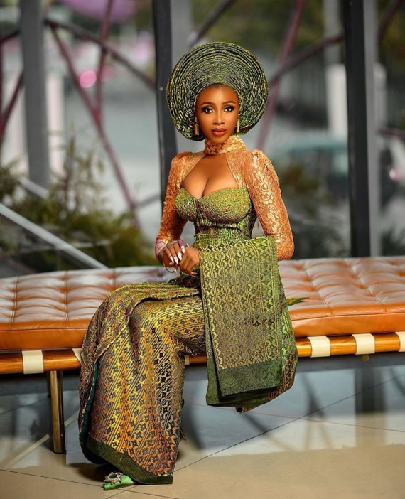 Luxury Bridal Dress, African Bride Dress, Elegant Dress, Yoruba Wedding  Dress, Igbo Bridal Dress, Luxury Wedding Dress, Asoebi Dress, Bridal - Etsy