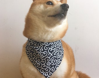 Japanese Karakusa Print Reversible Pet Bandana and Poop Bag Holder Set. Cat Bandana. Dog Bandana. 100% Cotton.